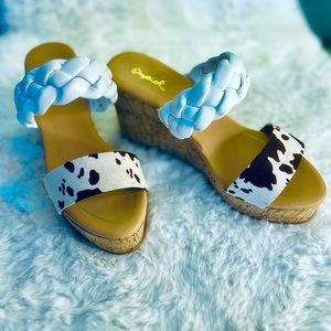 Cow print, wedge-heel sandal